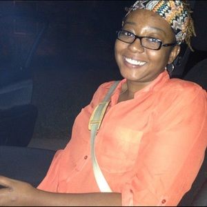 Meet your Posher, Ora